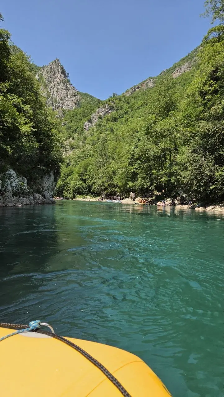 Foto von tag 15: Die Tara klaut den letzten Küstentag (Budva — Küstenmodus)