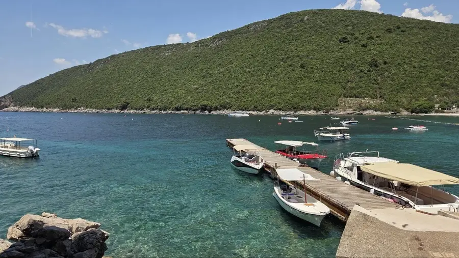Foto von tag 12: Fünf Stunden um die Bucht (Kotor — Stein und Wasser)